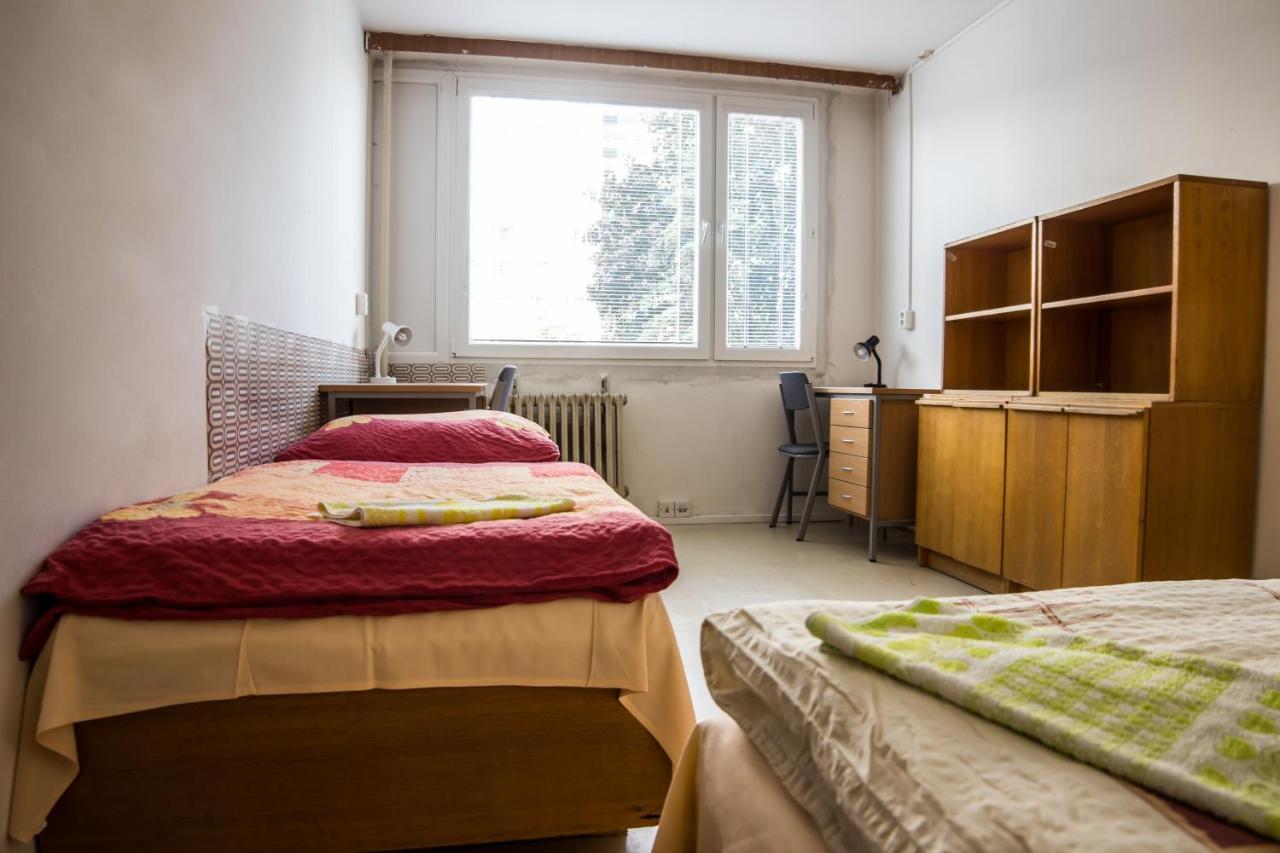 Vltava Hostel Praha Bagian luar foto